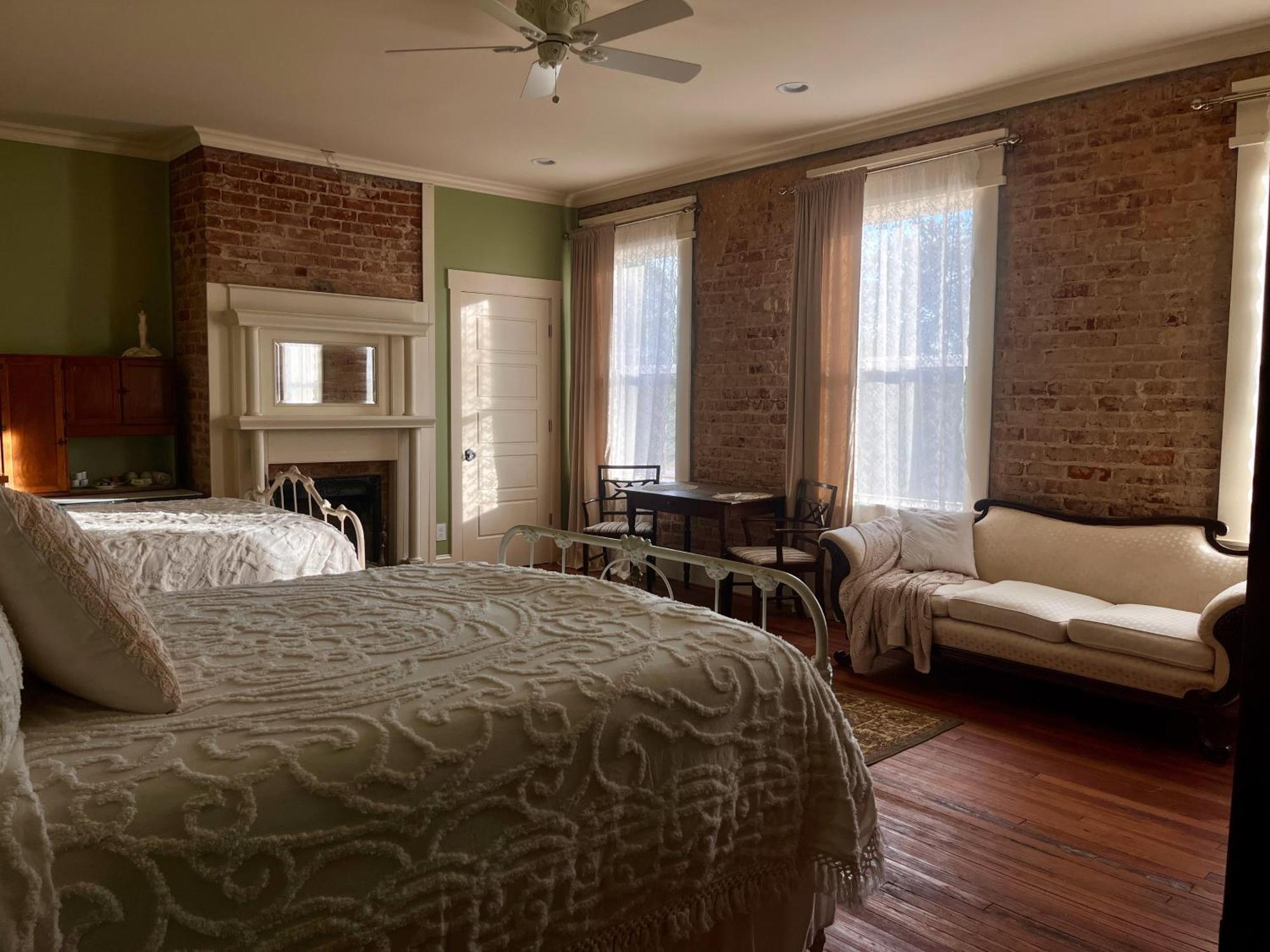 Tanglewood Inn Greenville Buitenkant foto