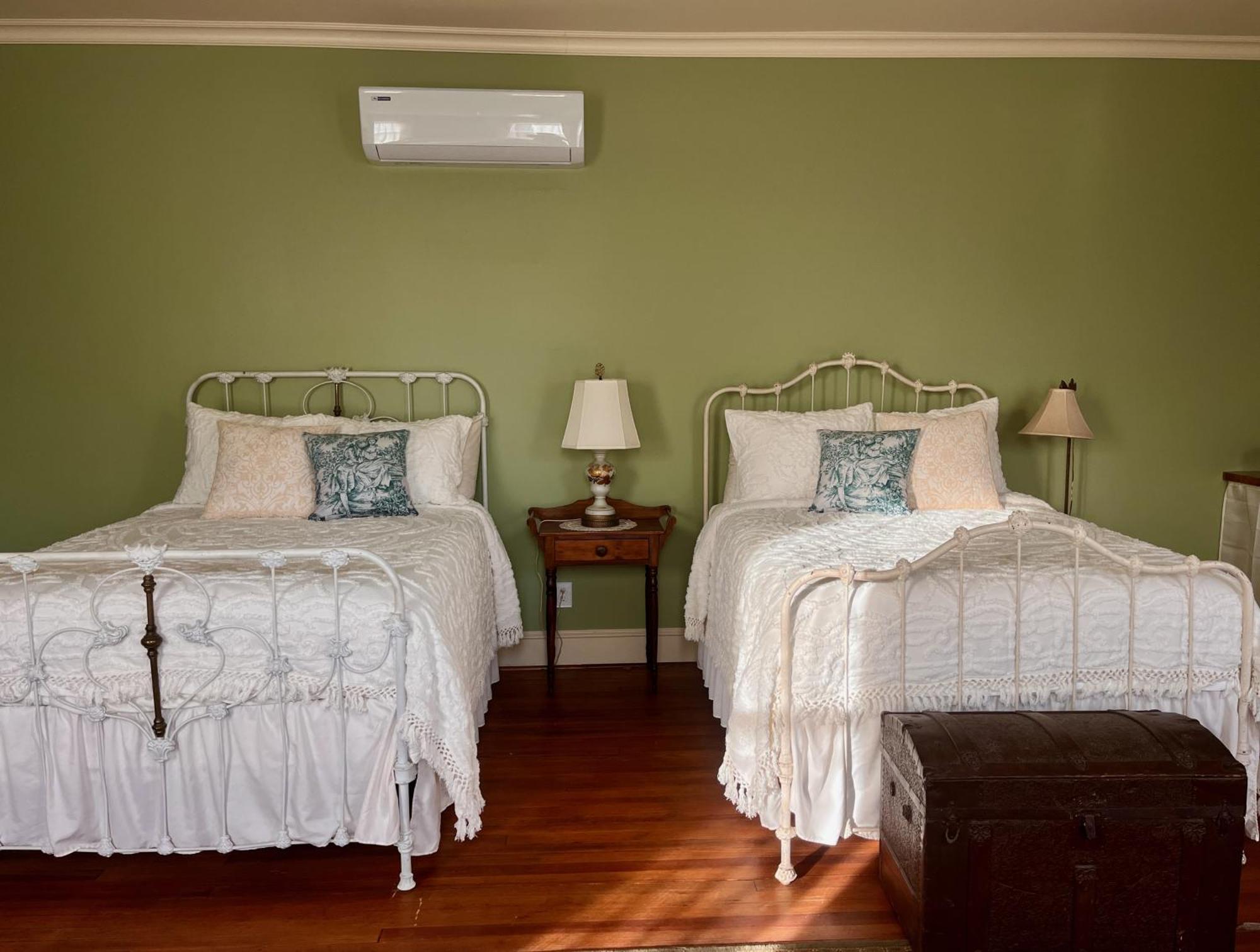 Tanglewood Inn Greenville Buitenkant foto