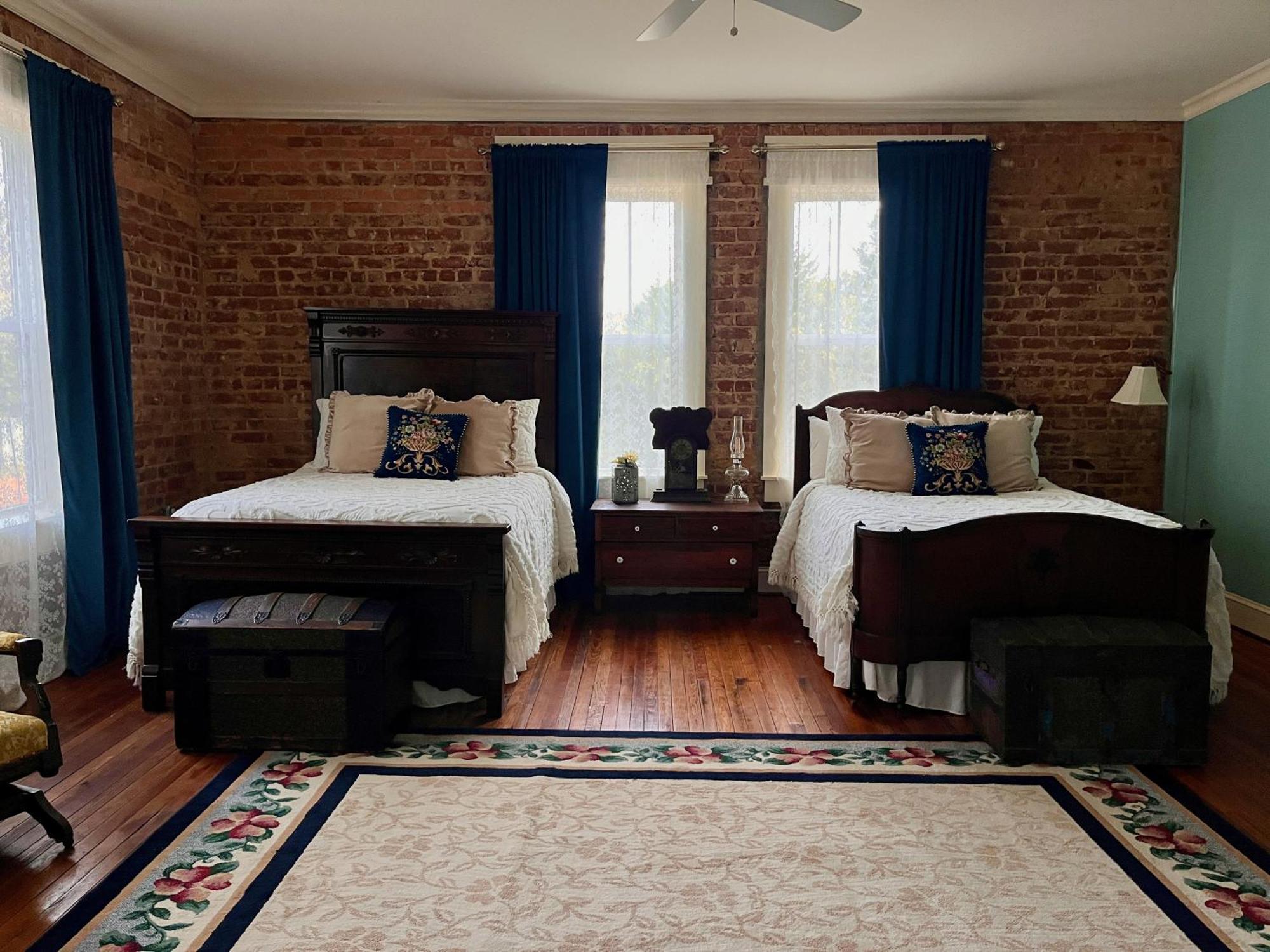 Tanglewood Inn Greenville Buitenkant foto